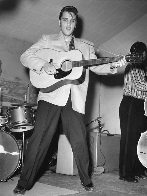 the last days of elvis presley what really happened at graceland 69f56b4a1adab.jpg