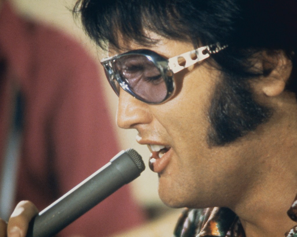why the world is still obsessed with elvis presley 50 years later a timeless legacy that still resonates today 69f56b4b8e5e7.jpg