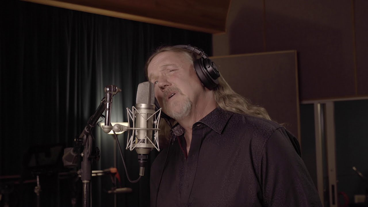 Trace Adkins’ Journey Through Country Star Dark Times - A Look at His Personal Struggles